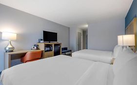 Comfort Inn & Suites Alexandria West